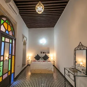 Nashira Fès